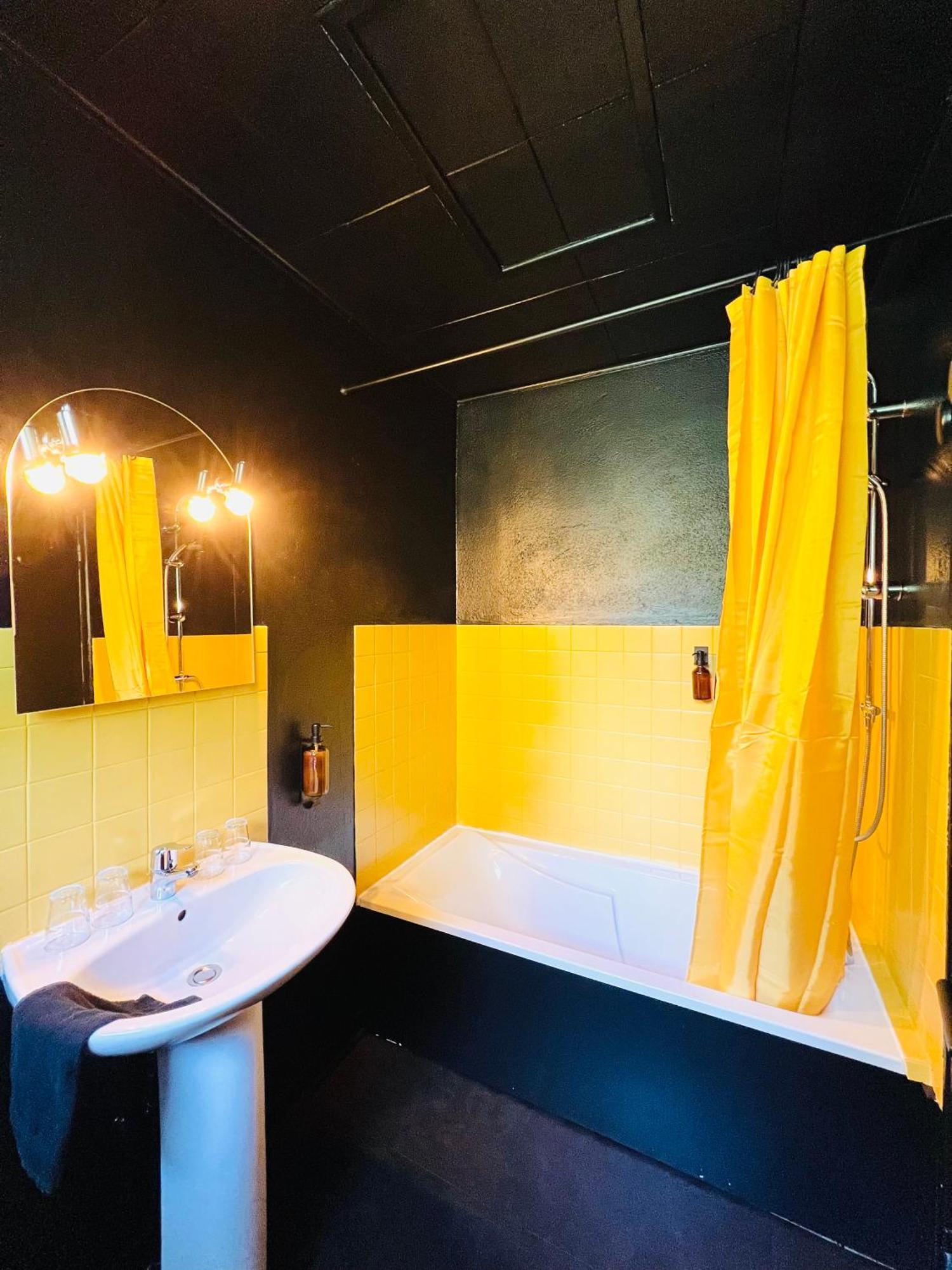 Motel Les Broussailles Mesves-sur-Loire المظهر الخارجي الصورة