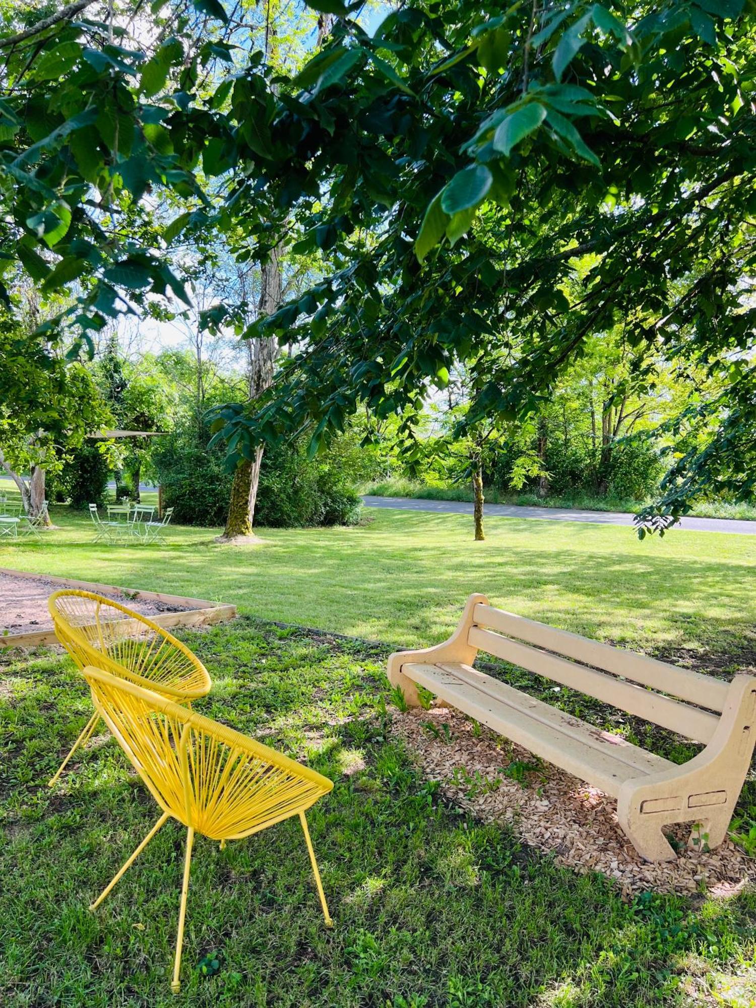 Motel Les Broussailles Mesves-sur-Loire المظهر الخارجي الصورة