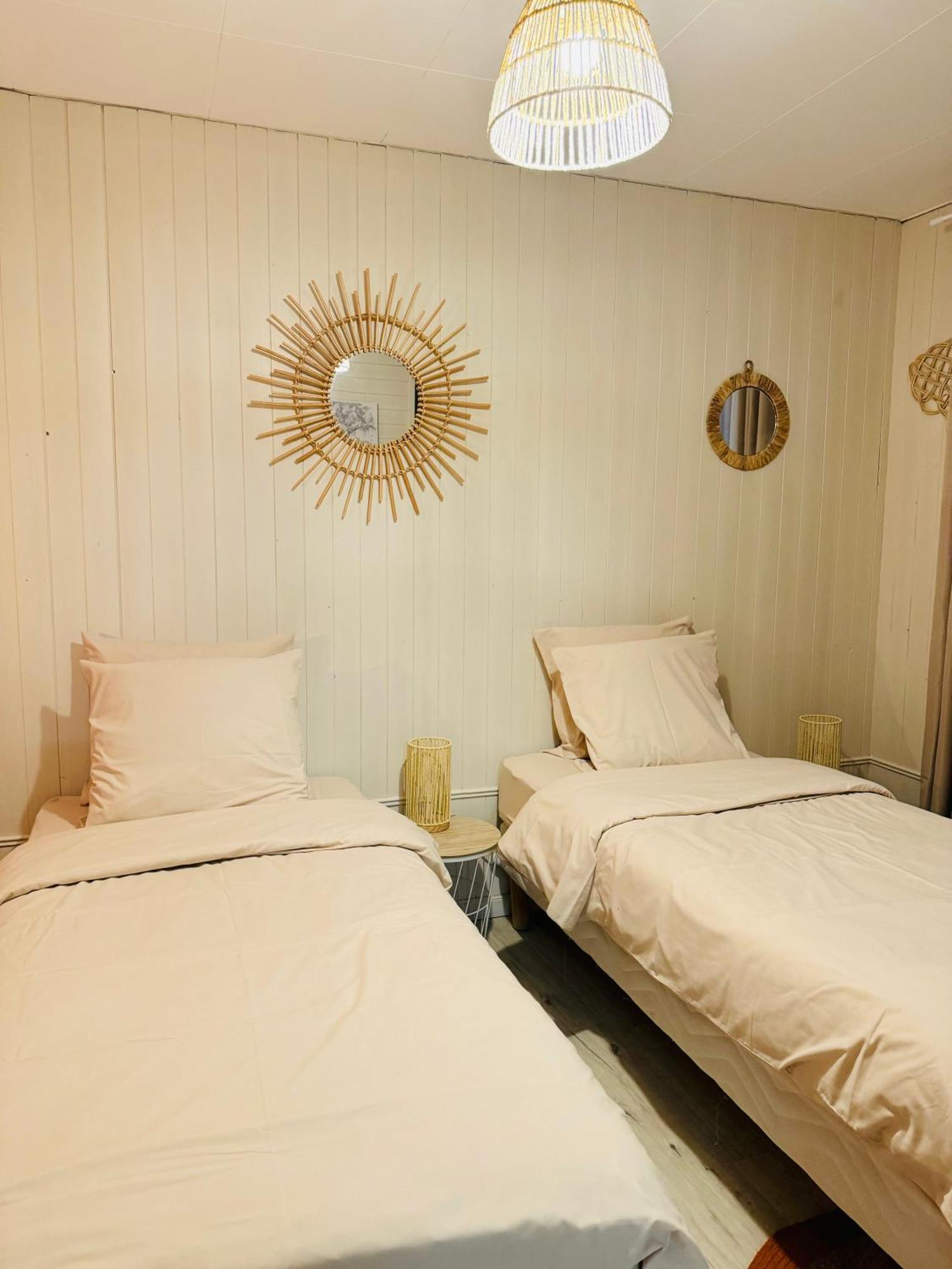 Motel Les Broussailles Mesves-sur-Loire المظهر الخارجي الصورة